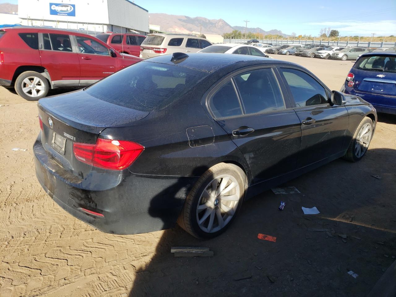 Image 3 of 2018 BMW 320 XI 2018 with VIN WBA8A3C51JA357897