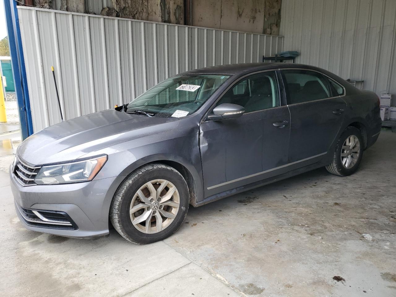 Volkswagen Passat S 2016 image