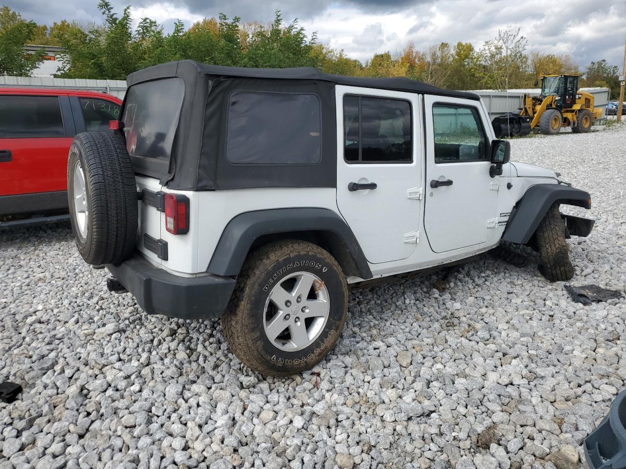 Image 3 of 2013 JEEP WRANGLER UNLIMITED SPORT 2013 with VIN 1C4BJWDG3DL610219