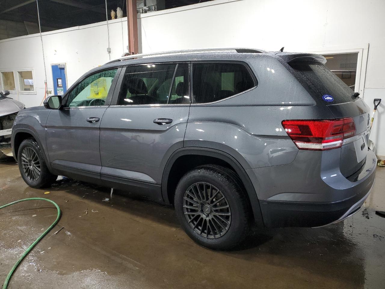 Image 2 of 2018 VOLKSWAGEN ATLAS S 2018 with VIN 1V2GR2CAXJC530124