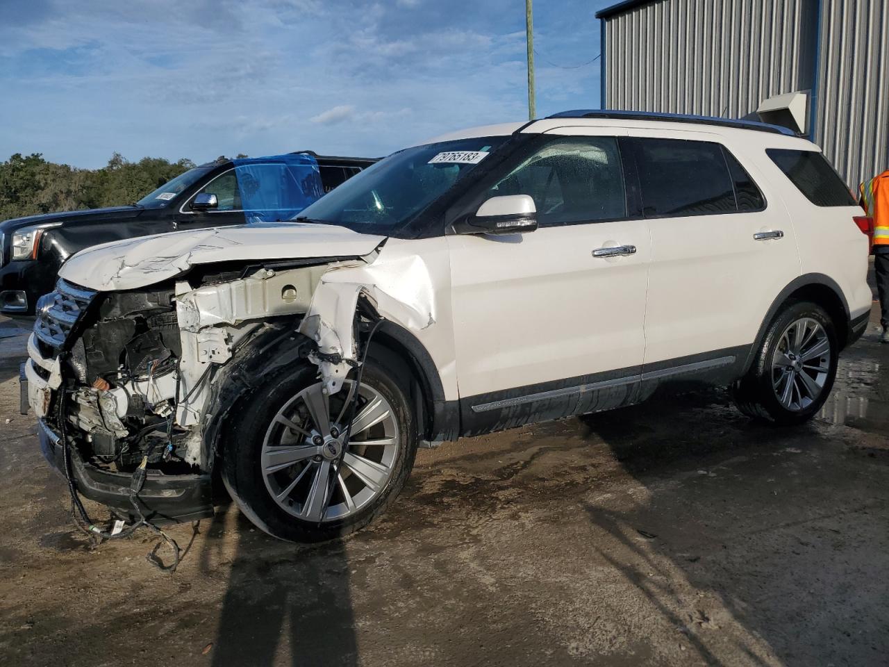Image 1 of 2018 FORD EXPLORER LIMITED 2018 with VIN 1FM5K7F89JGB15044