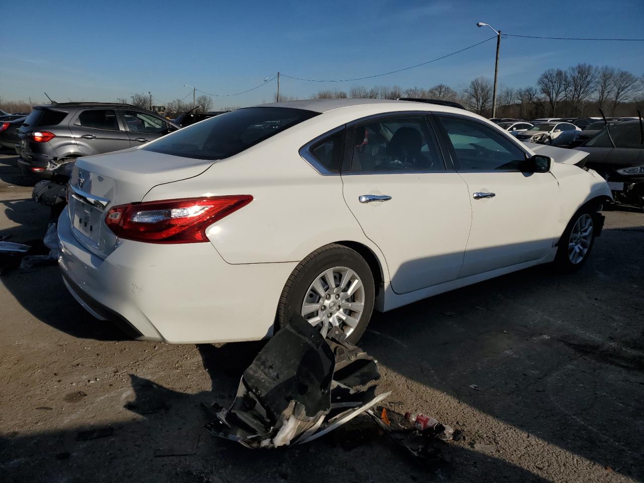 Изображение 3 2017 NISSAN ALTIMA 2.5 2017 с VIN 1N4AL3AP8HN346679