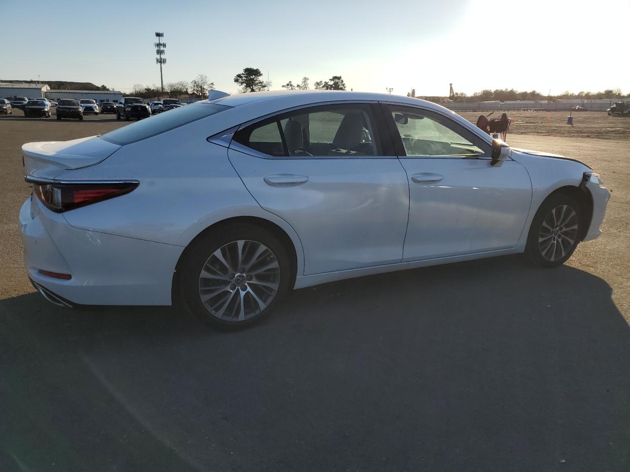 Obraz 3 z 2021 LEXUS ES 350 BASE 2021 z VIN 58ADZ1B18MU110347