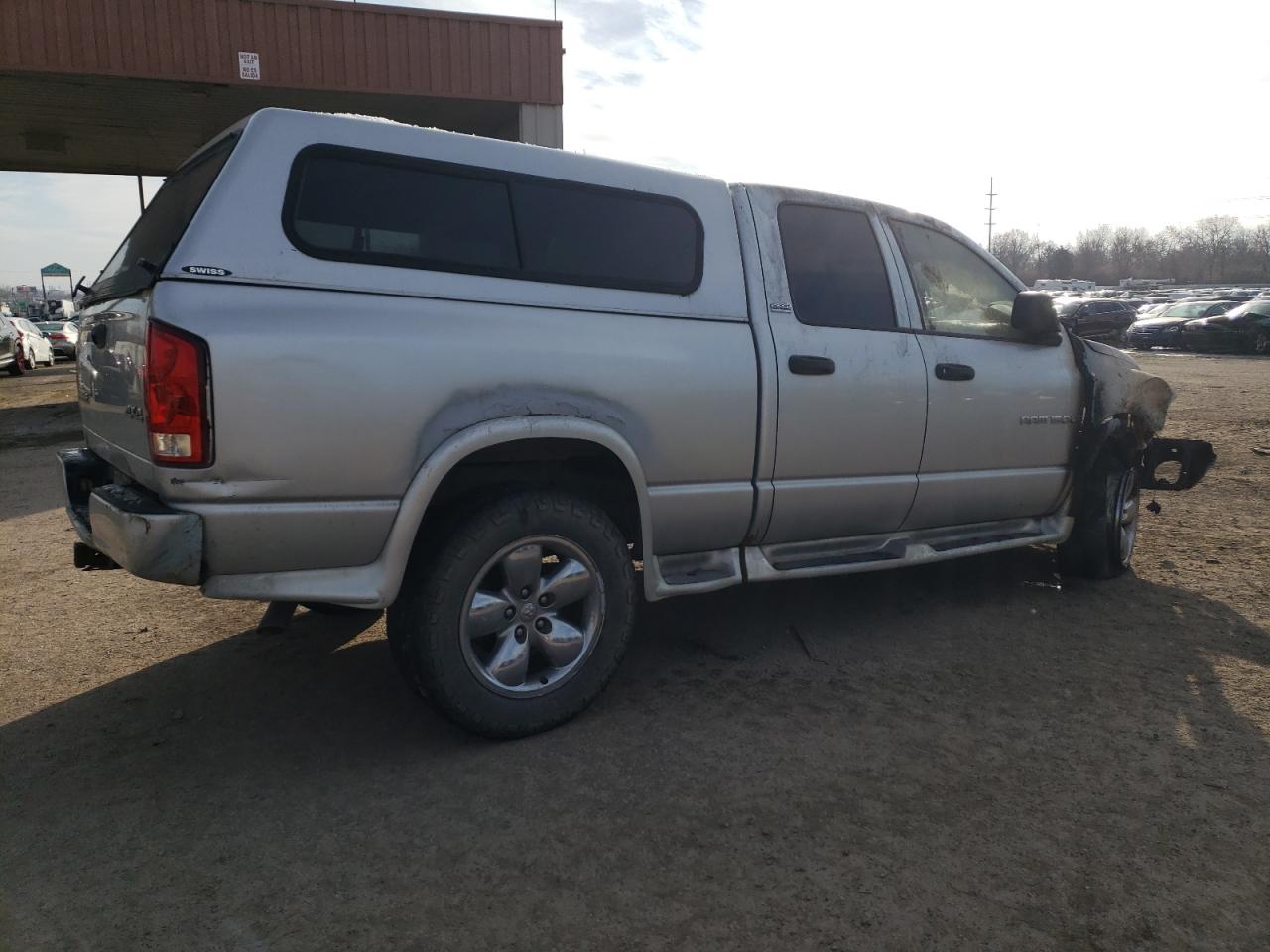 Image 3 of 2002 DODGE RAM 1500  2002 with VIN 1D7HU18ZX2J265821