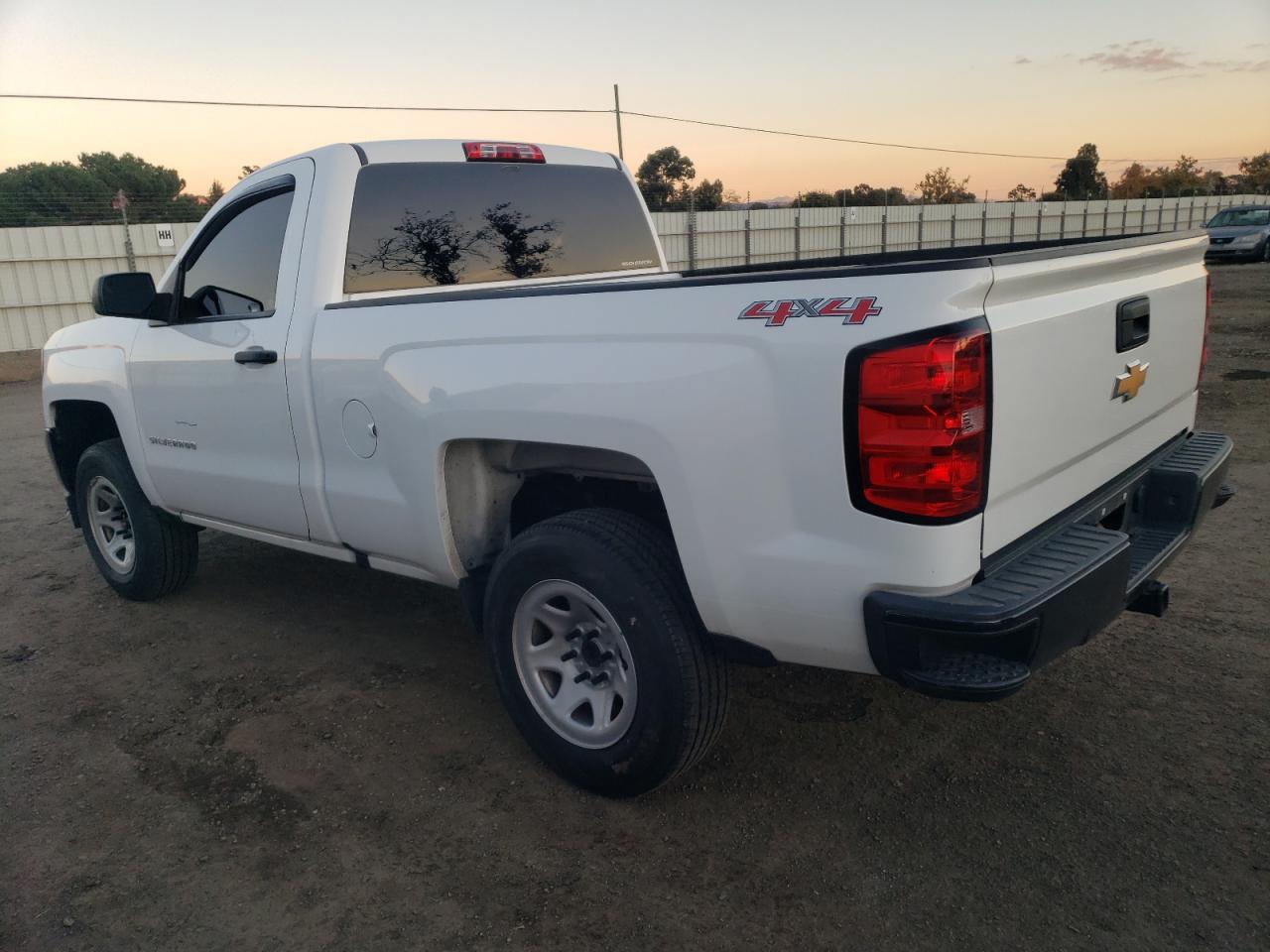 Изображение 2 2016 CHEVROLET SILVERADO K1500 2016 с VIN 1GCNKNEH0GZ312126