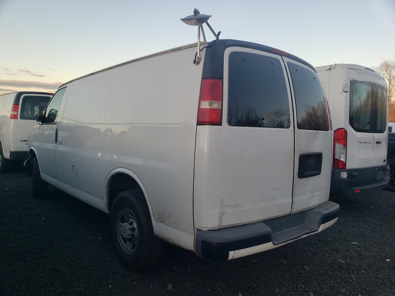 Image 2 of 2007 CHEVROLET EXPRESS G2500  2007 with VIN 1GCGG25V871224311