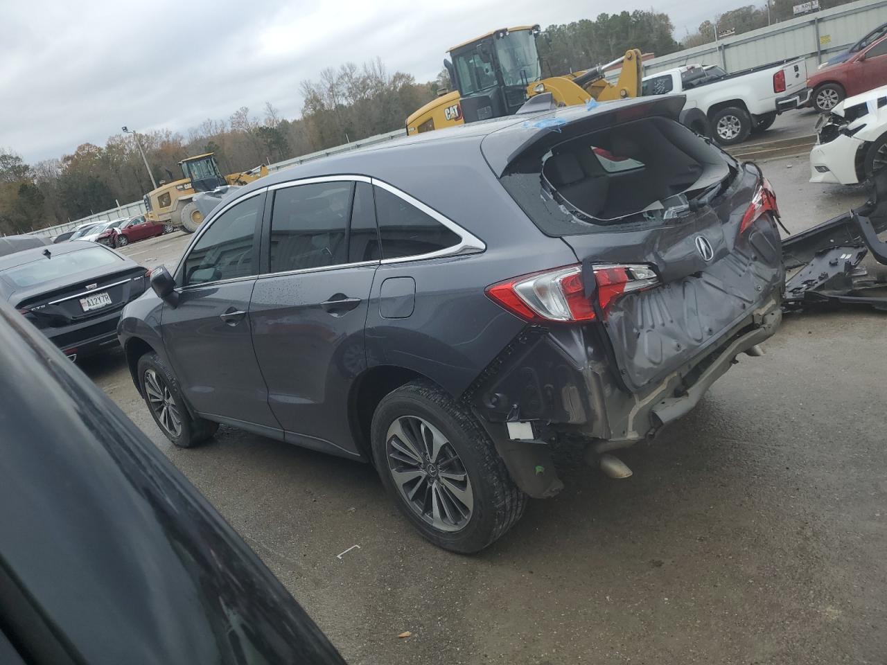 Изображение 2 2017 ACURA RDX ADVANCE 2017 с VIN 5J8TB4H78HL019990