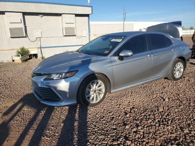 Obraz 1 z 2022 TOYOTA CAMRY LE 2022 z VIN 4T1C11AKXNU674507