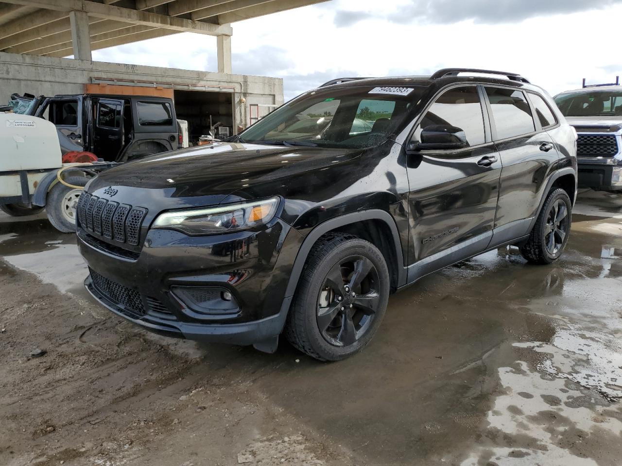 Изображение 2019 JEEP CHEROKEE LATITUDE PLUS 2019