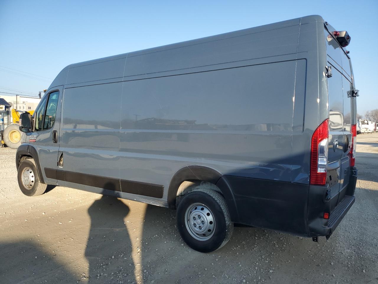 Image 2 of 2019 RAM PROMASTER 3500 3500 HIGH 2019 with VIN 3C6URVJG7KE561880