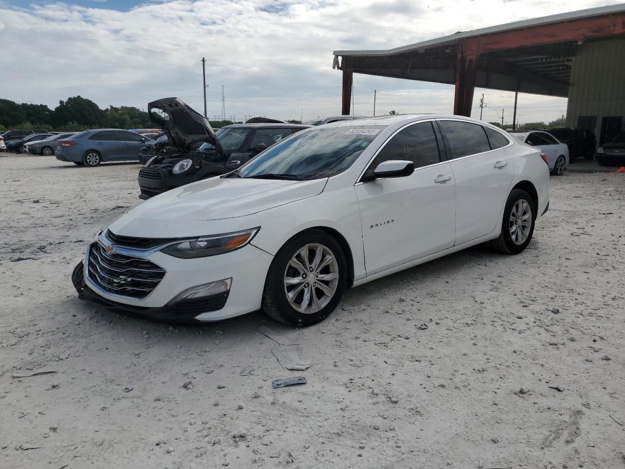 Obraz 1 z 2019 CHEVROLET MALIBU LT 2019 z VIN 1G1ZD5ST1KF140292