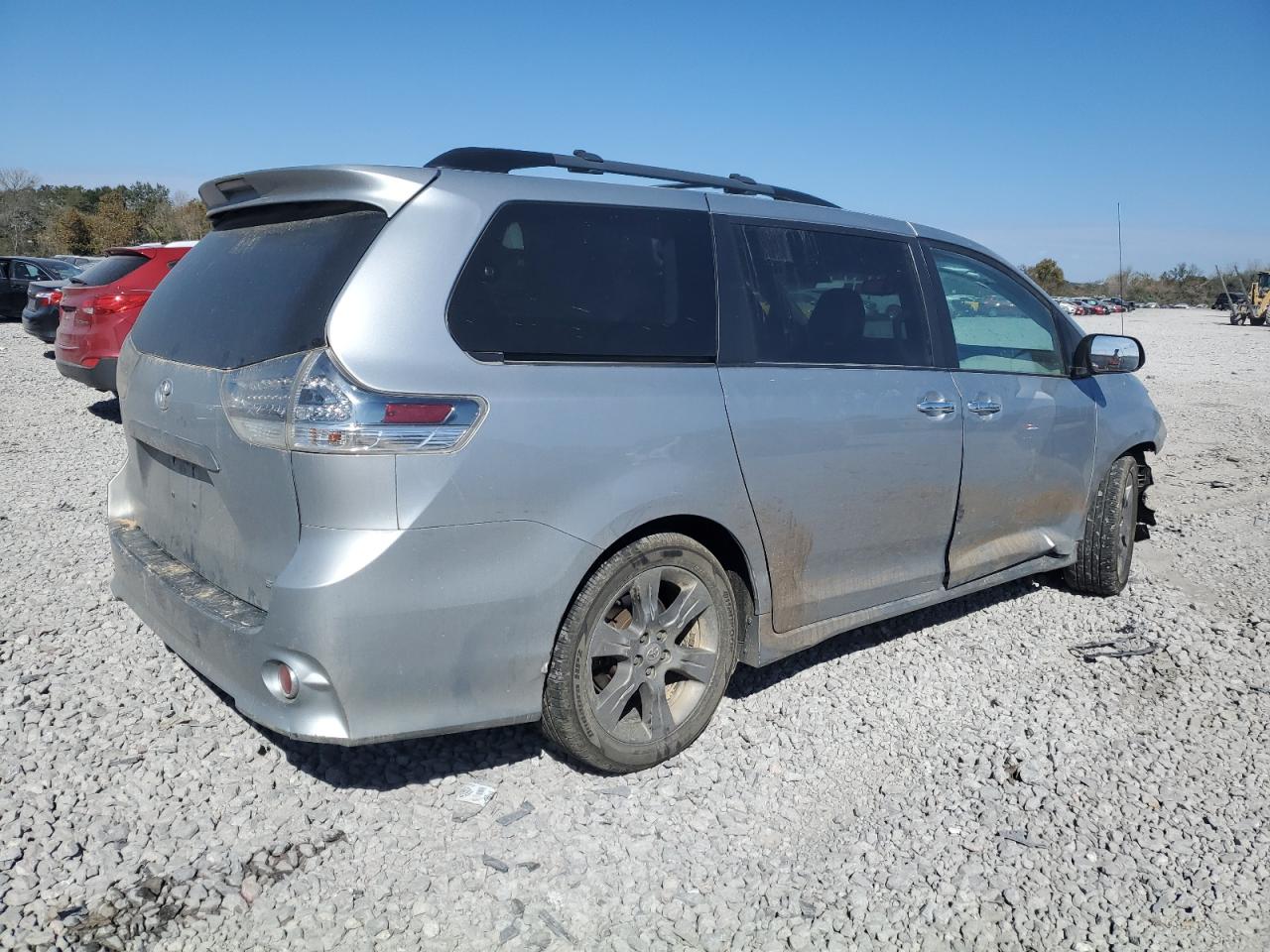 Image 3 of 2014 TOYOTA SIENNA SPORT 2014 with VIN 5TDXK3DC9ES500094