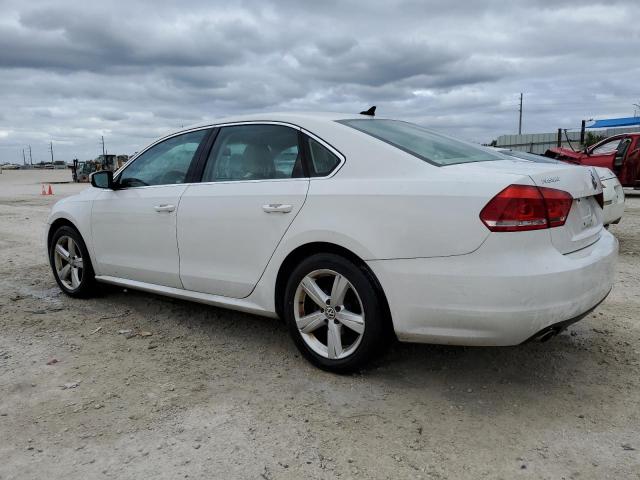 Obraz 2 z 2013 VOLKSWAGEN PASSAT SE 2013 z VIN 1VWBH7A36DC013274