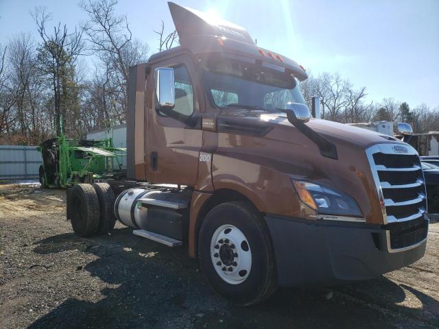 Изображение 2018 FREIGHTLINER CASCADIA 126  2018