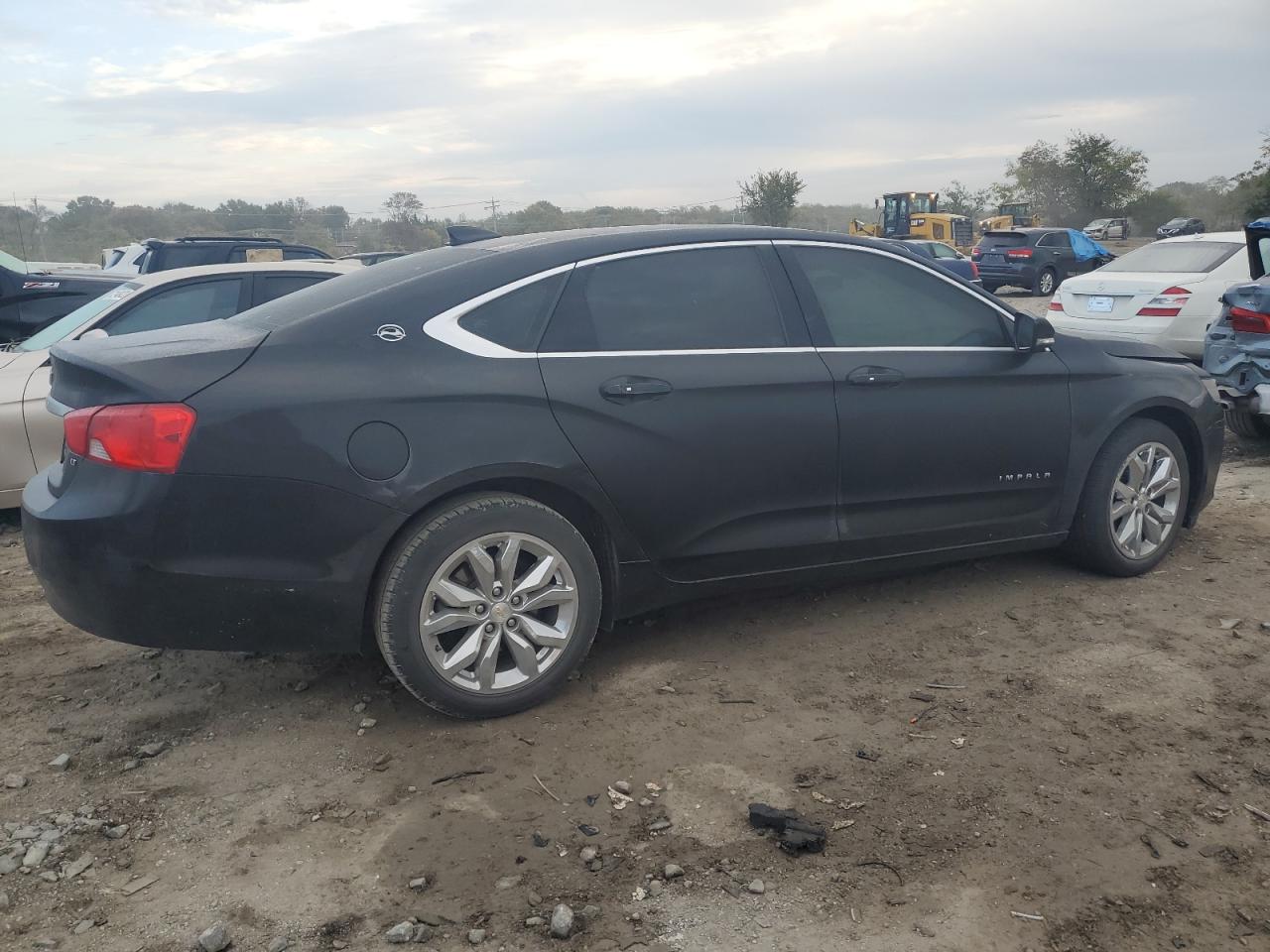 Image 3 of 2020 CHEVROLET IMPALA LT 2020 with VIN 1G11Z5S31LU108177