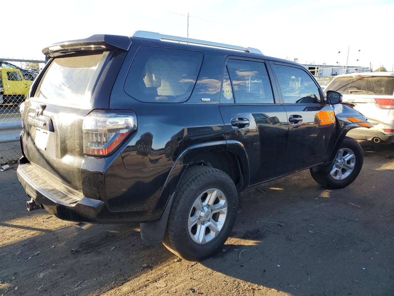 Image 3 of 2016 TOYOTA 4RUNNER SR5/SR5 PREMIUM 2016 with VIN JTEBU5JR4G5348884