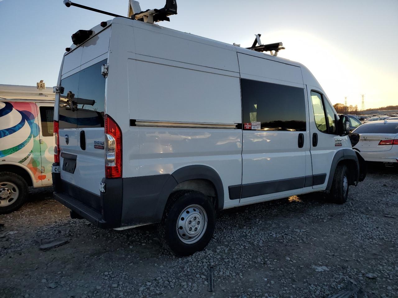 Obraz 3 z 2018 RAM PROMASTER 1500 1500 HIGH 2018 z VIN 3C6TRVBG7JE149550
