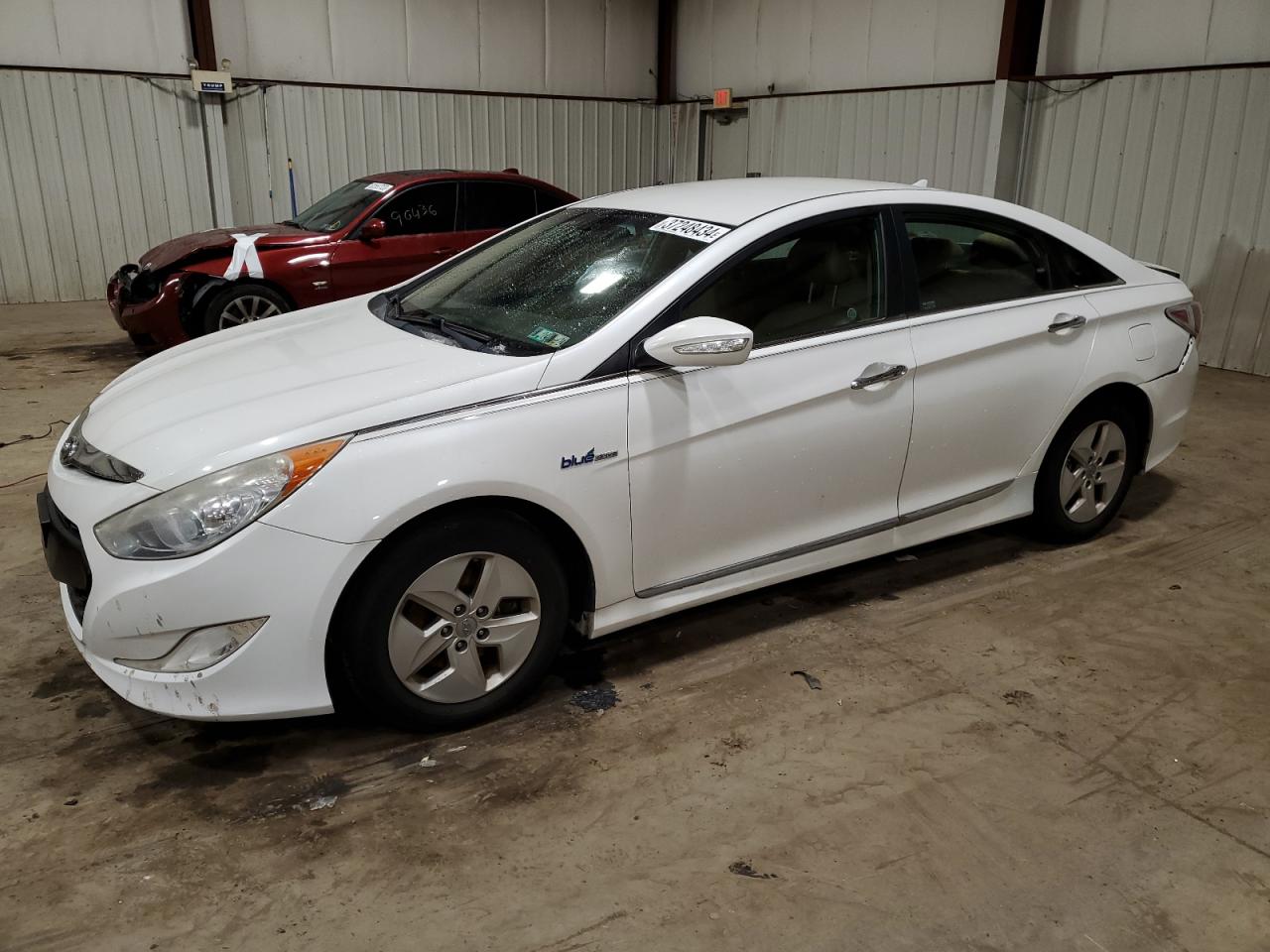 Изображение 1 2011 HYUNDAI SONATA HYBRID 2011 с VIN KMHEC4A45BA011266