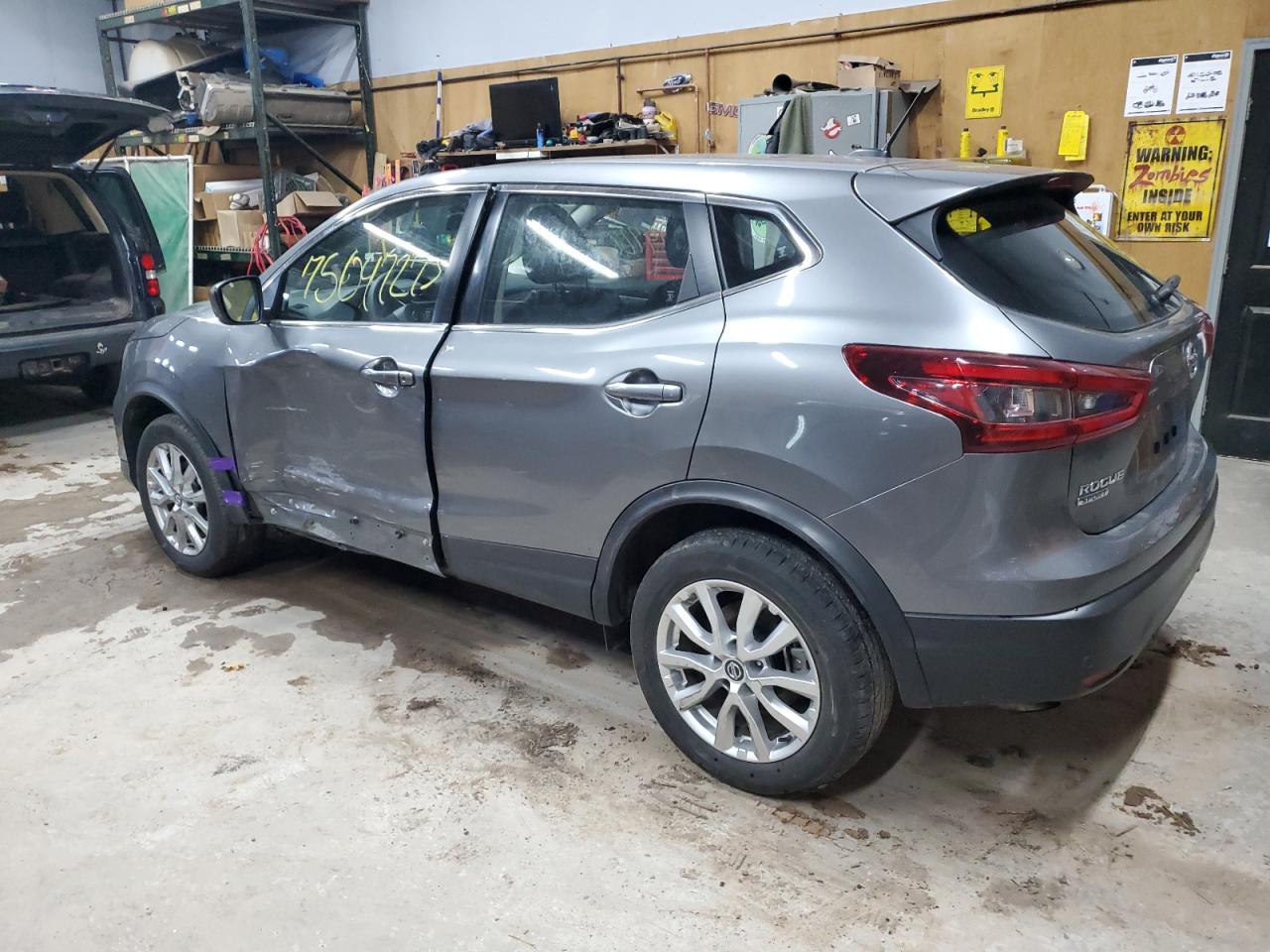 Image 2 of 2021 NISSAN ROGUE SPORT S 2021 with VIN JN1BJ1AV0MW563710