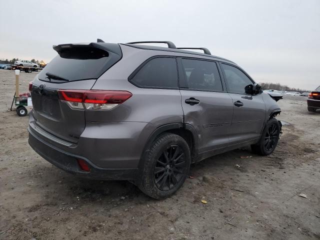 Image 3 of 2019 TOYOTA HIGHLANDER SE 2019 with VIN 5TDJZRFH5KS964265