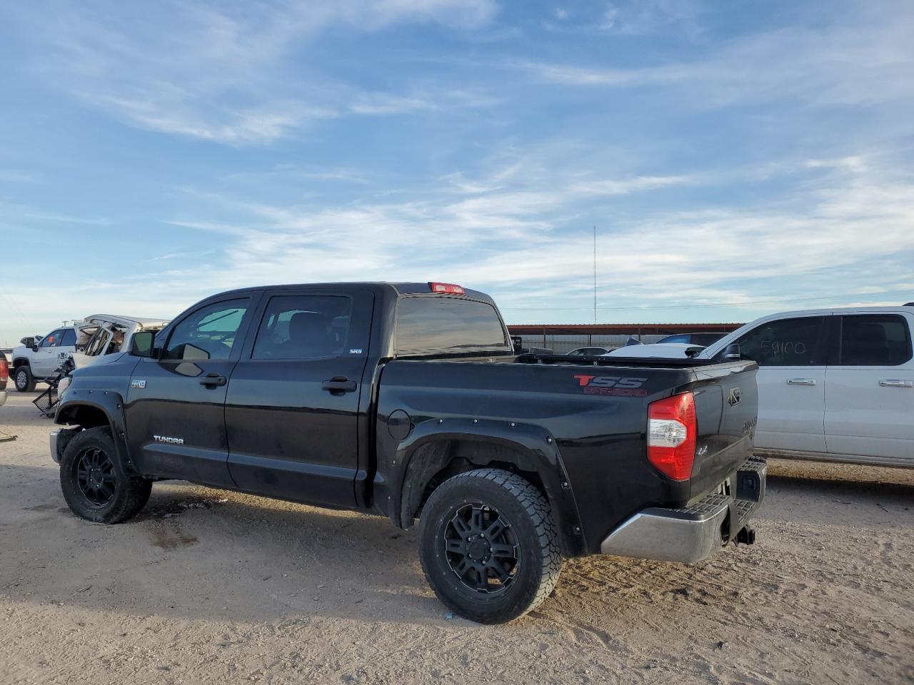 Image 2 of 2015 TOYOTA TUNDRA CREWMAX SR5 2015 with VIN 5TFDW5F18FX433689