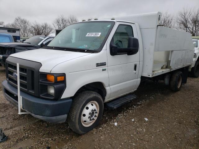 Obraz 1 z 2010 FORD ECONOLINE E450 SUPER DUTY CUTAWAY VAN 2010 z VIN 1FDXE4FL6ADA75638