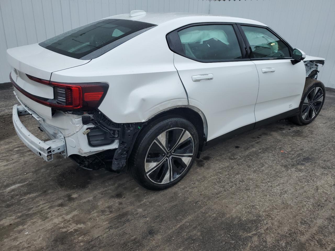 Изображение 3 2023 POLESTAR 2  2023 с VIN YSMED3KA6PL126748