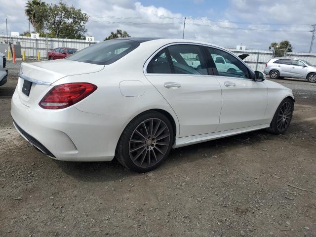 Obraz 3 z 2015 MERCEDES-BENZ C 300 2015 z VIN 55SWF4JB3FU086610