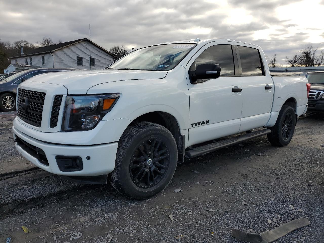Изображение 2019 NISSAN TITAN SV 2019