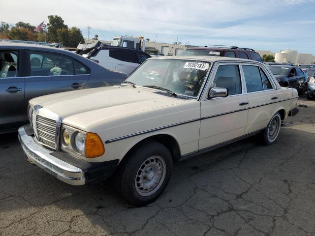 Image 1 of 1982 MERCEDES-BENZ 300 DT 1982 with VIN WDBAB33AXCB011275