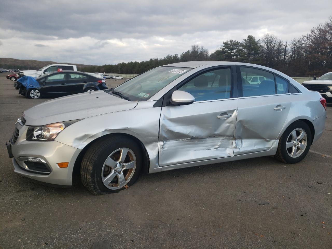 Image 1 of 2015 CHEVROLET CRUZE LT 2015 with VIN 1G1PC5SBXF7231692