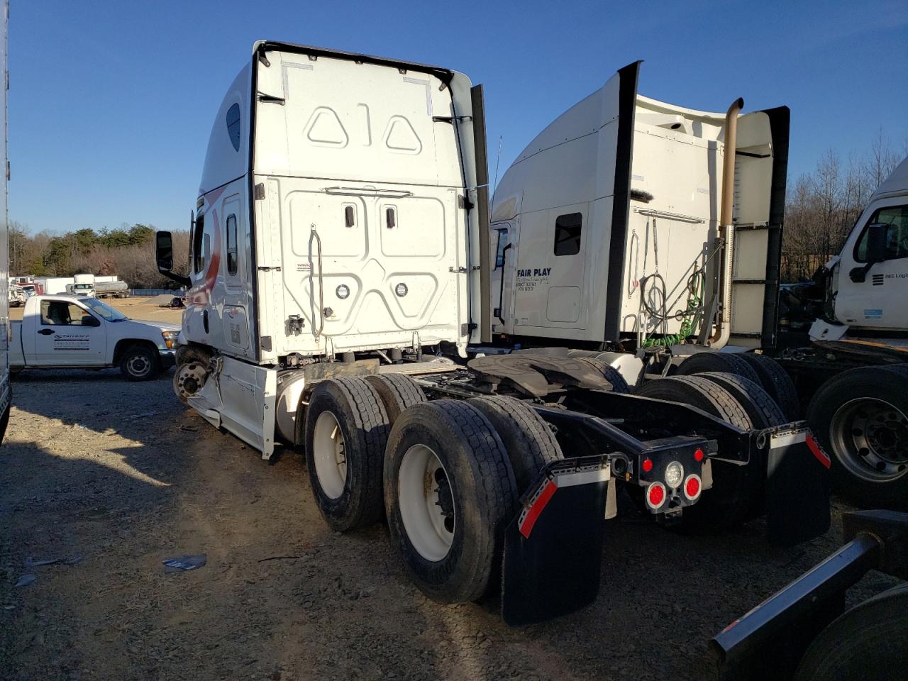Изображение 3 2023 FREIGHTLINER CASCADIA 126  2023 с VIN 3AKJHHFG6PSNZ2123