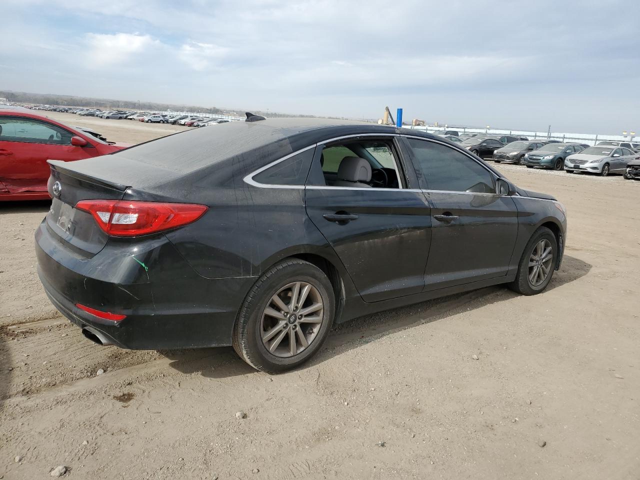 Изображение 3 2017 HYUNDAI SONATA SE 2017 с VIN 5NPE24AF3HH447043