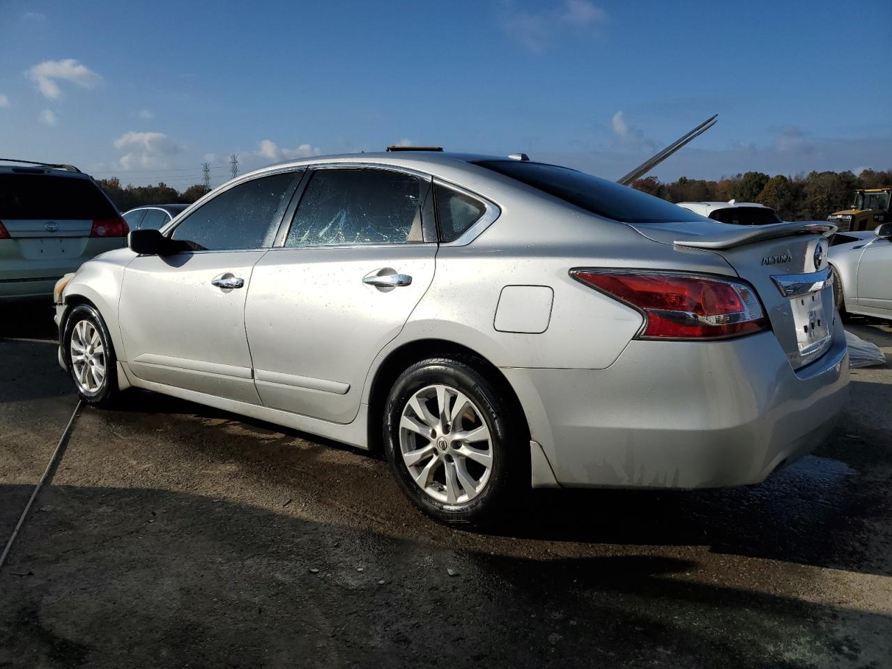 Image 2 of 2015 NISSAN ALTIMA 2.5 2015 with VIN 1N4AL3AP1FC142377