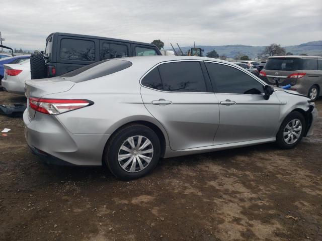 Obraz 3 z 2018 TOYOTA CAMRY LE 2018 z VIN 4T1B31HK6JU002059