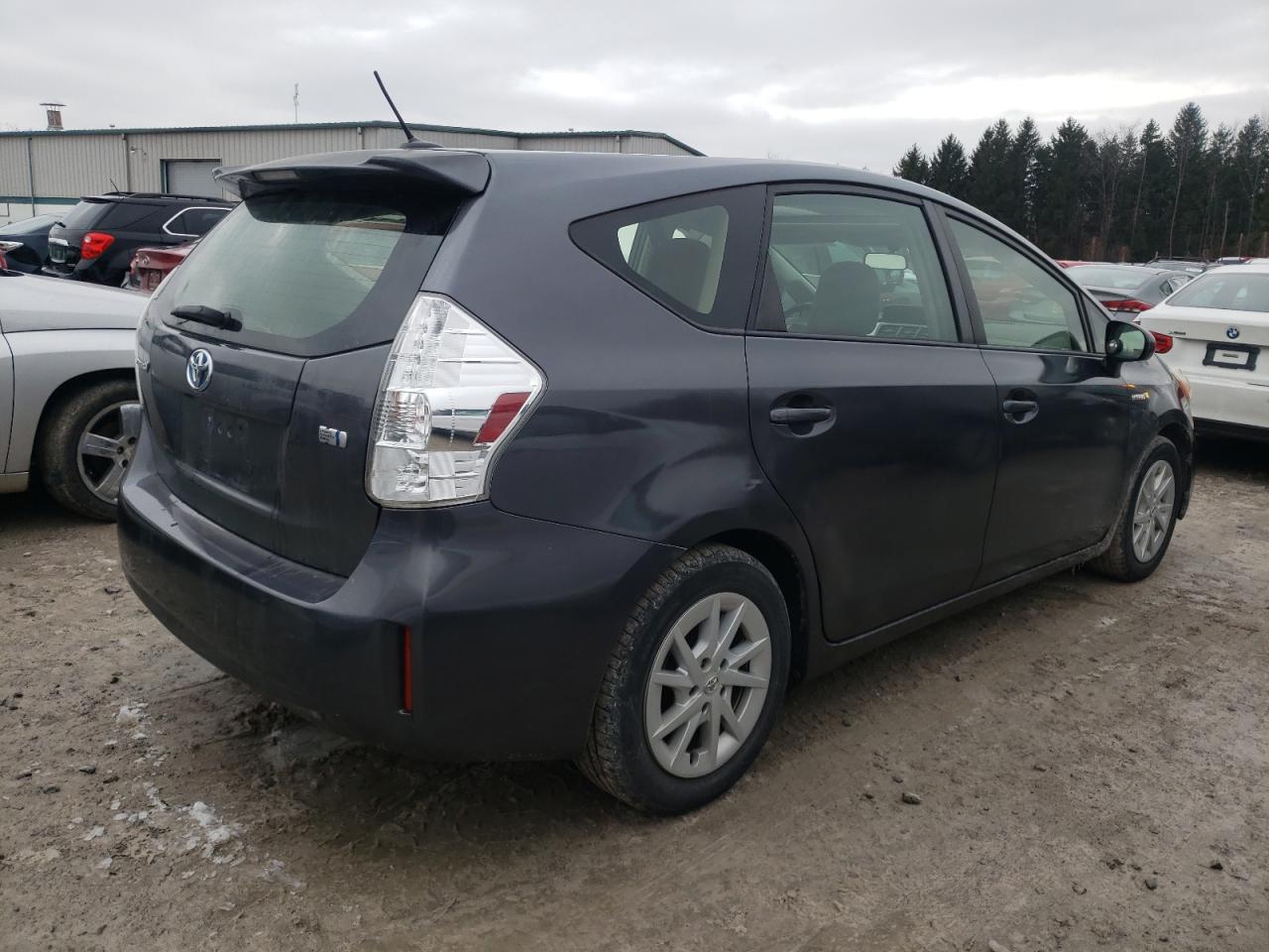 Изображение 3 2014 TOYOTA PRIUS V  2014 с VIN JTDZN3EU1E3335523