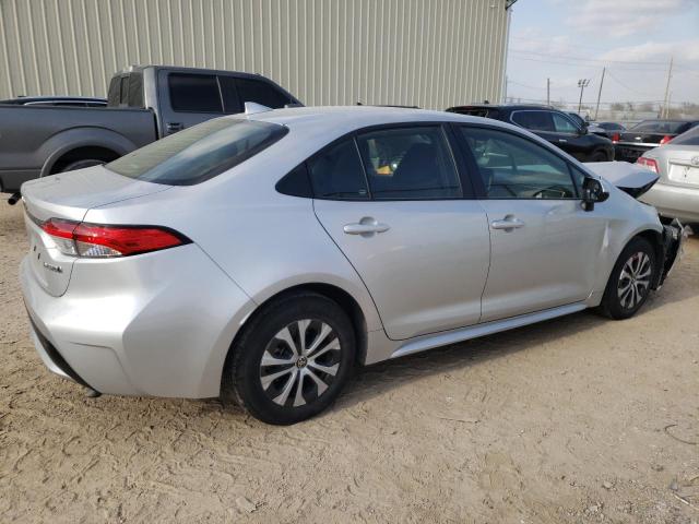 Image 3 of 2022 TOYOTA COROLLA LE 2022 with VIN JTDEAMDE0N3008606