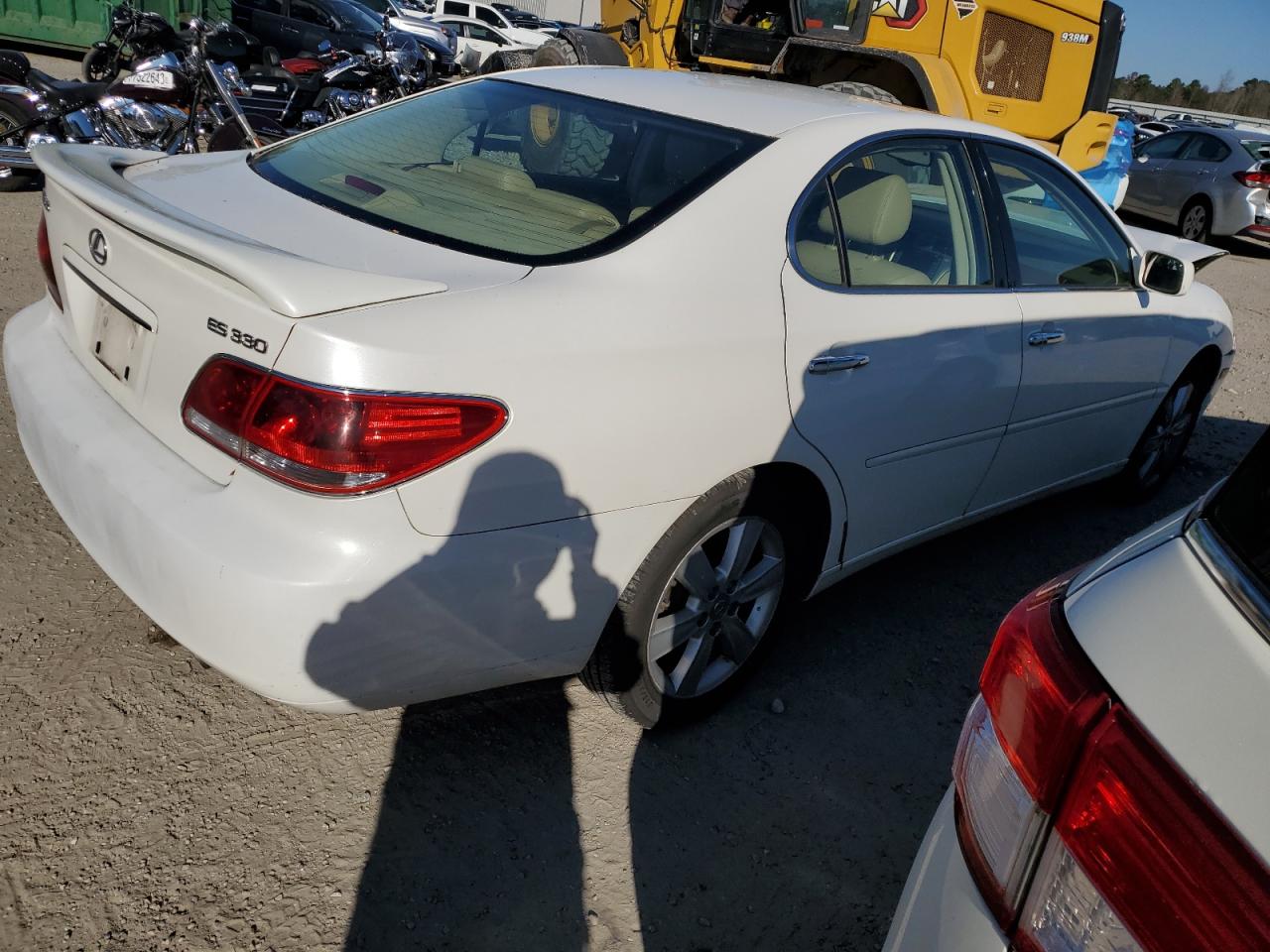 Obraz 3 z 2005 LEXUS ES 330 2005 z VIN JTHBA30G555087357