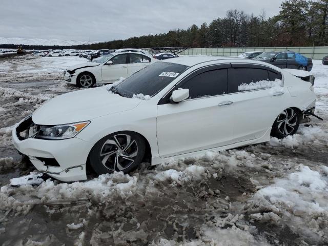 Obraz 1 z 2017 HONDA ACCORD SPORT 2017 z VIN 1HGCR2F5XHA097961
