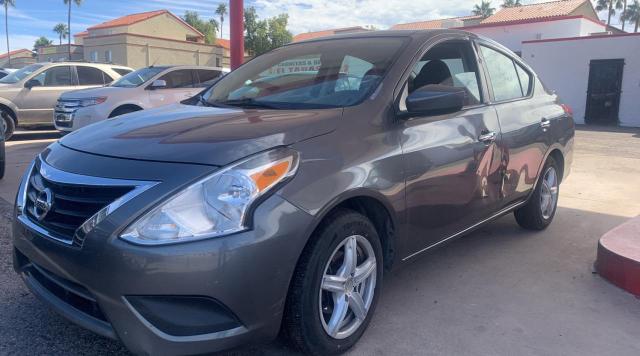 Obraz 2 z 2018 NISSAN VERSA S 2018 z VIN 3N1CN7AP4JL832676