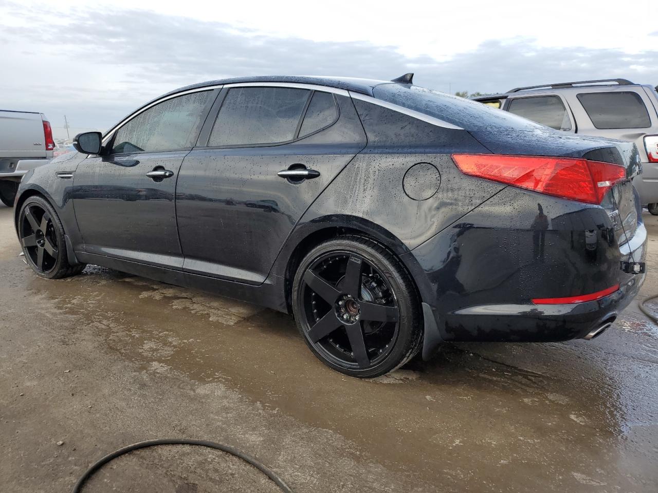 Image 2 of 2013 KIA OPTIMA LX 2013 with VIN 5XXGM4A76DG106091