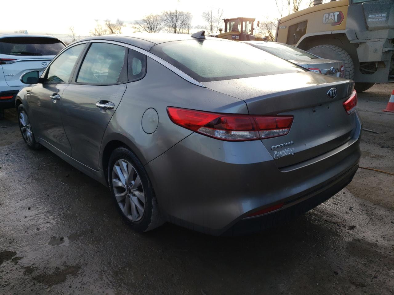 Obraz 2 z 2016 KIA OPTIMA LX 2016 z VIN 5XXGT4L39GG044333