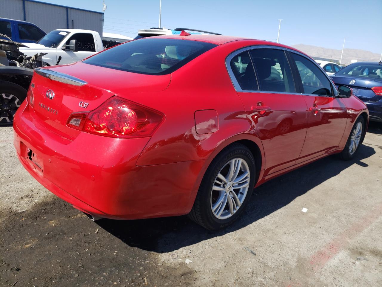 Image 3 of Infiniti G37 Base 2012 with VIN JN1CV6AP3CM627451
