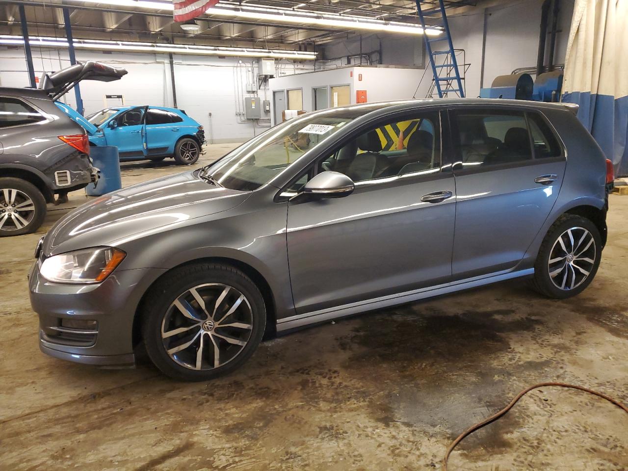 Изображение 2015 VOLKSWAGEN GOLF  2015