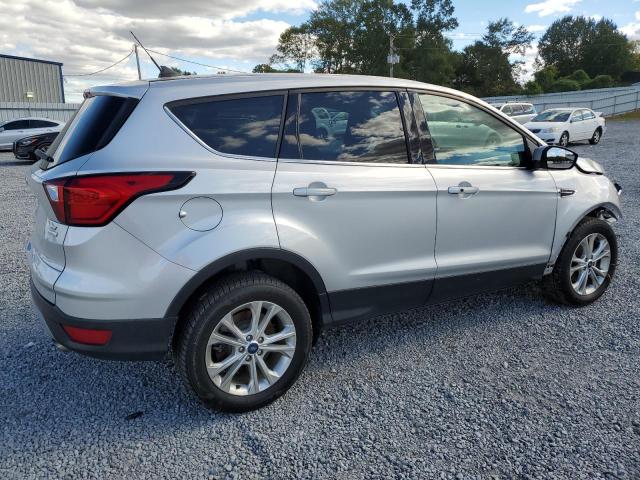 Изображение 3 2019 FORD ESCAPE SE 2019 с VIN 1FMCU0GD1KUB82342