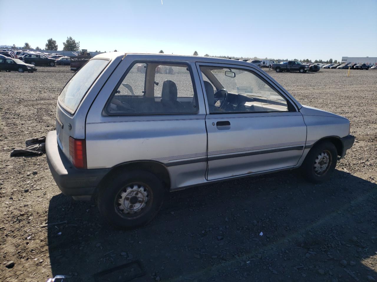 Image 3 of 1991 FORD FESTIVA L 1991 with VIN KNJPT05H5M6110031