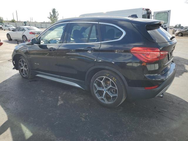 Obraz 2 z 2017 BMW X1 SDRIVE28I 2017 z VIN WBXHU7C32H5H33659