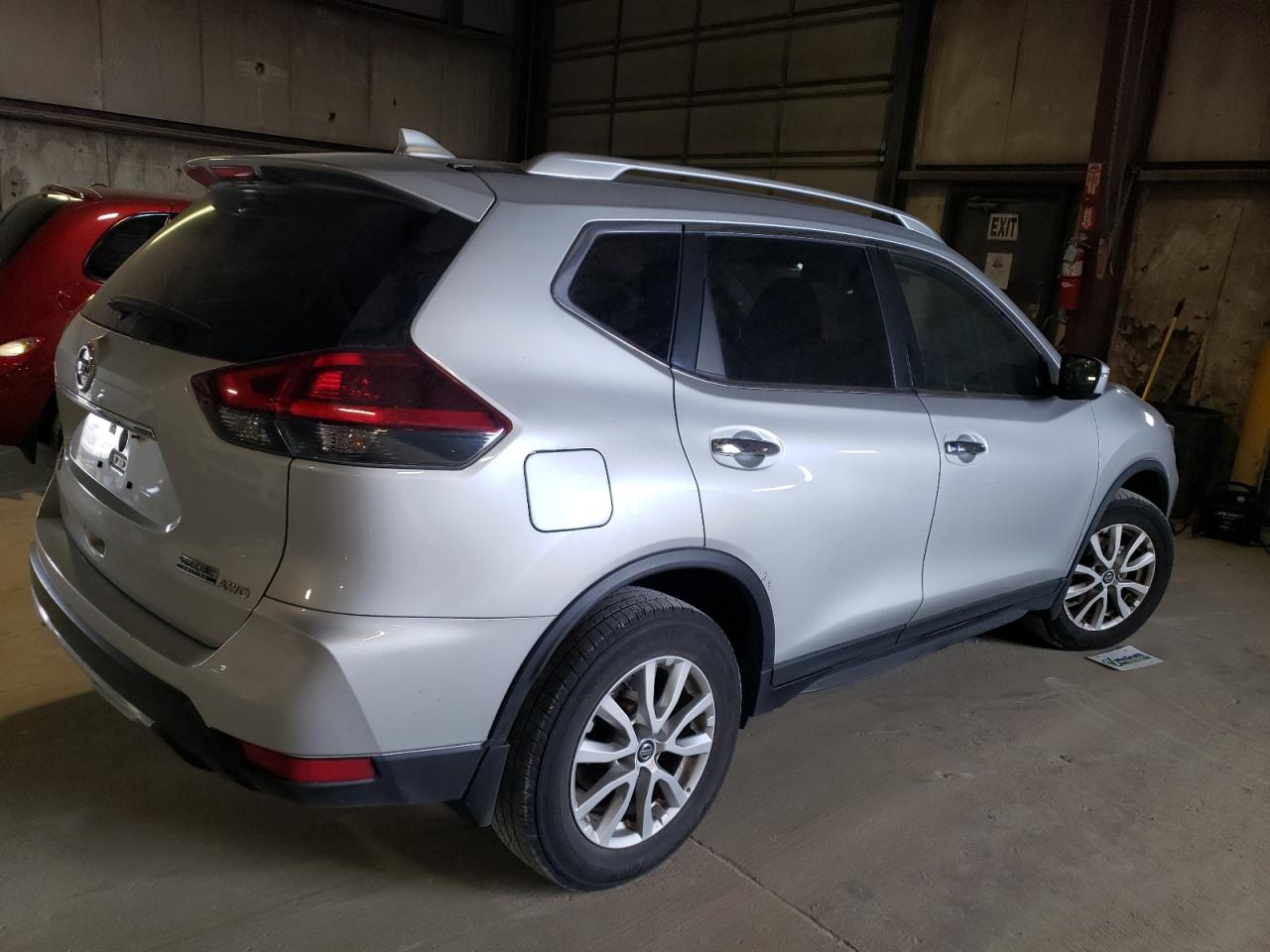 Image 3 of 2020 NISSAN ROGUE S 2020 with VIN KNMAT2MV6LP502181