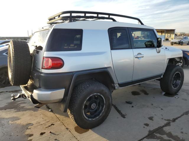 Obraz 3 z 2007 TOYOTA FJ CRUISER  2007 z VIN JTEBU11F570094727