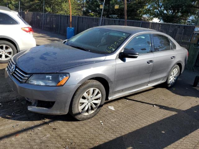 Image 1 of 2015 VOLKSWAGEN PASSAT S 2015 with VIN 1VWAT7A37FC040321
